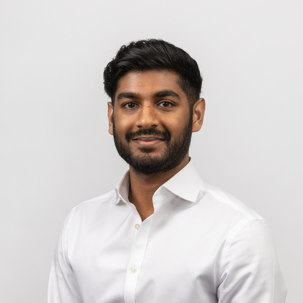 Justin Raveenthiran, Account Director
